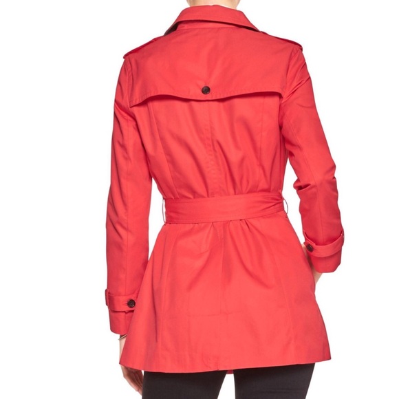 Banana Republic Double Breasted Trench Coat - Picture 2 of 5